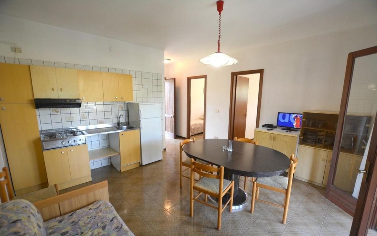 Апартаменты Flat In Lignano Pineta Линьяно-Саббьядоро Экстерьер фото